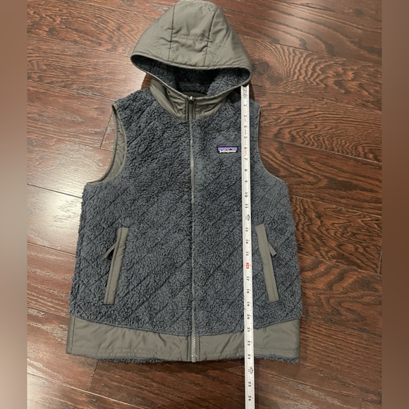 Patagonia Los Gatos Hooded Vest Women Size Small Reversible Gray Purple Zip - Picture 2 of 10